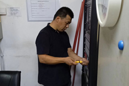 �����S��